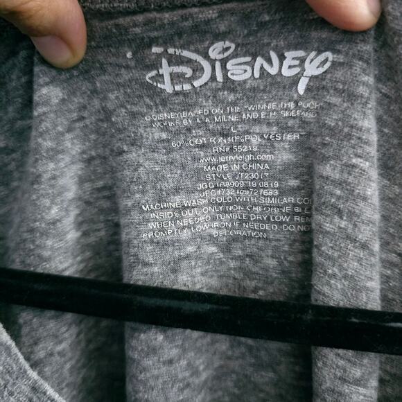 Disney Winne the Pooh Tee size Large Casual Comfy Summer - Picture 3 of 4